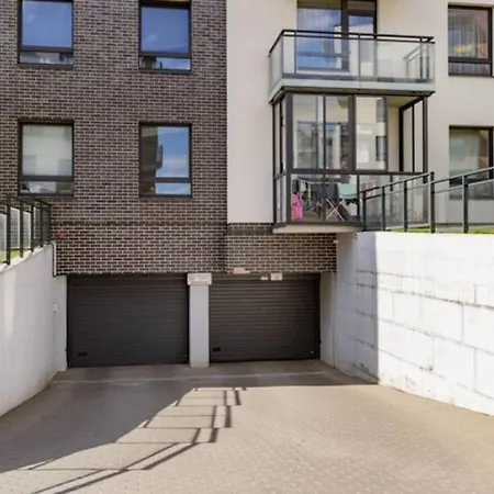 Close To Panorama Center Self Check-in Garage Free Apartment *